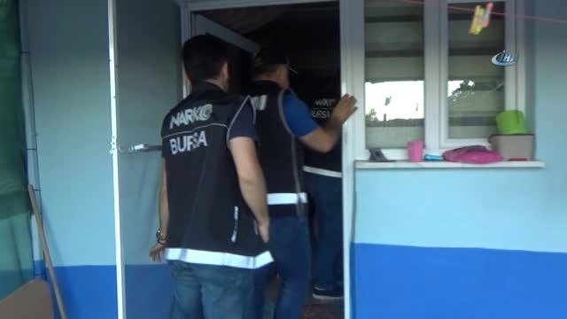 Silah Tacirlerine Şafak Vakti 'Zeytin' Operasyonu