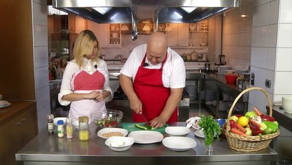 Receta Juaj - Sallatë me pene dhe ton