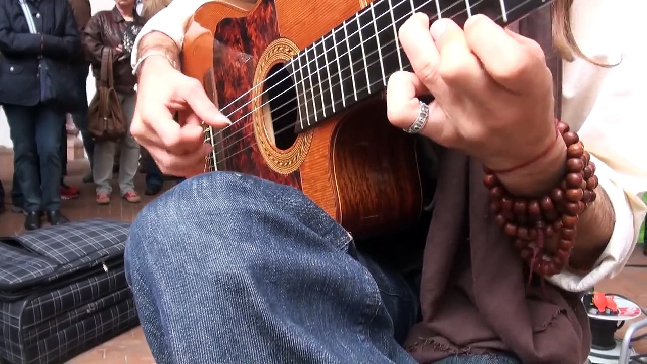Estas Tonne - RUMBADIOSA