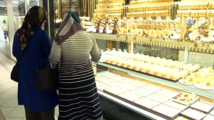 Düğün sezonu açıldı, gram altına talep arttı