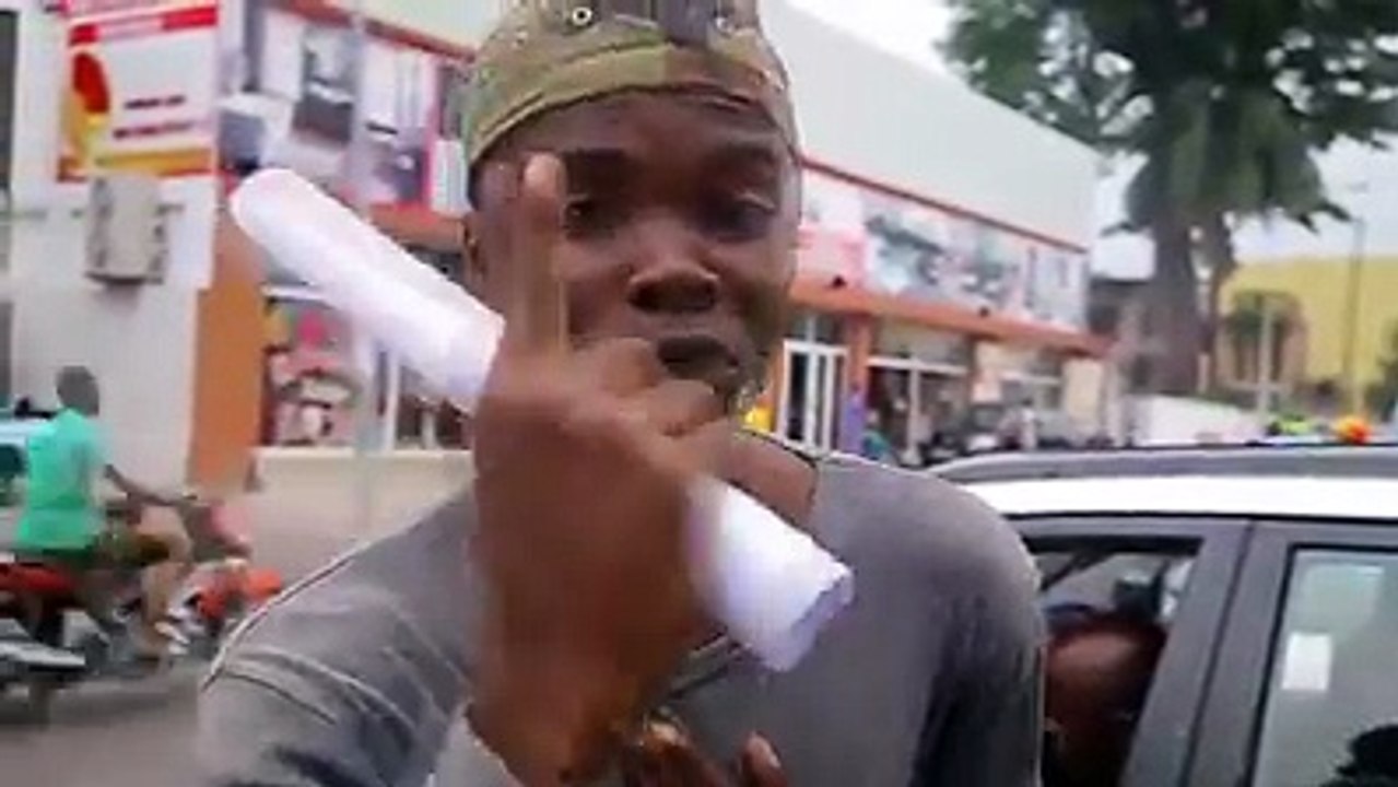 Kizungu Zungu Tia nga le pleinYa pas match 1 mois d'appels illimités à 5.000FCFA seulement.'Ne
