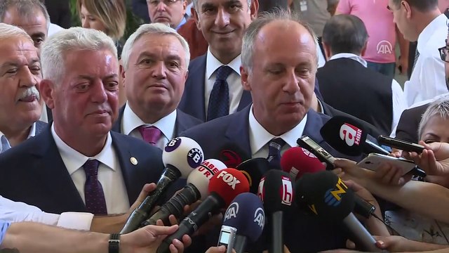 İnce: 'Kendisi (Kılıçdaroğlu) isterse olağan üstü kurultayı toplayarak, benim genel başkan, kendisinin onursal genel başkan olabileceği teklifinde bulundum” - TBMM