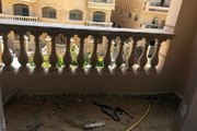 للبيع بموقع مميز شقة نصف تشطيب في عمارات البنفسج القاهرة الجديدة