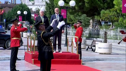 Mbledhje qeverie me Malin e Zi - Top Channel Albania - News - Lajme