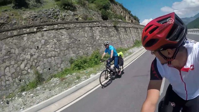 Pedal çevirerek hacca gidiyorlar - İSTANBUL
