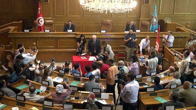 Tunus'un ilk kadın başkent belediye başkanı Nahda'dan - TUNUS