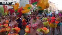 فيديو:  كرنفال برازيلي في شوارع روسيا لدعم منتخب السامبا