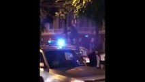 Ce supporter russe grimpe sur une voiture de police pour feter la victoire contre l'espagne... Mauvaise idée