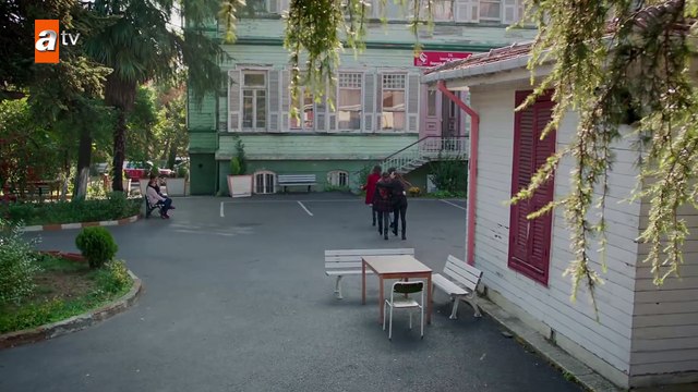 Feride’nin kızlara torpili! - Kırgın Çiçekler 21.Bölüm