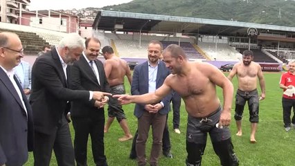 Tarihi Kırkpınar Yağlı Güreşleri'ne Doğru