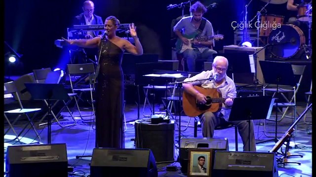 Bülent Ortaçgil & Birsen Tezer - Çığlık Çığlığa