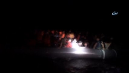 Çeşme'de 49 Göçmen Yakalandı