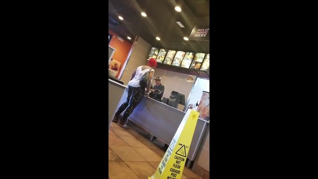 *NEW* PUBLIC FREAKOUTS & CRINGE INTERACTIONS #102