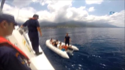 Kuşadası'nda 12'si Çocuk 26 Kaçak Göçmen Yakalandı