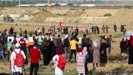 Télécharger la video: İsrail askerleri Gazze sınırında onlarca Filistinliyi yaraladı (3) - GAZZE