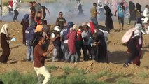 İsrail Askerleri Gazze Sınırında Onlarca Filistinliyi Yaraladı (2)