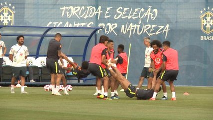 Brésil - Sans Neymar, mais dans la bonne humeur