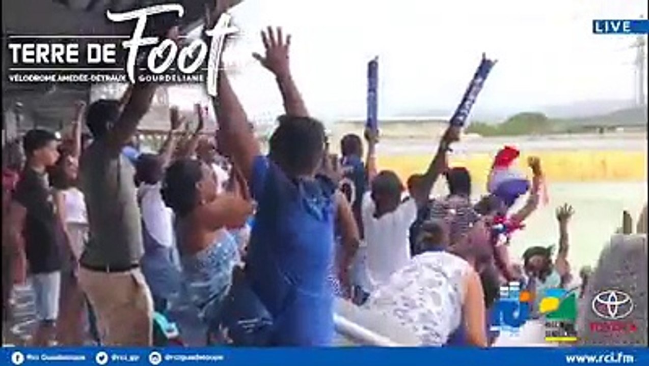 [COUPE DU MONDE ⚽] Rejoignez-nous au Vélodrome de Baie-Mahault ce vendredi 6 juillet à 10H pour vivre en DIRECT le MATCH FRANCE  - URUGUAY  sur GRAND ÉCRAN