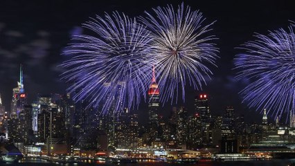 Pyrotechnics Pro Explains the Art of Those Massive Fireworks Shows