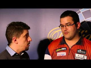 Cristo Reyes Shocks Wes Newton in a Controversial 1st round match