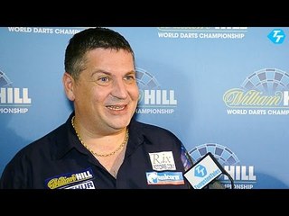 Gary Anderson sneaks past the controversial Scott Kirchner