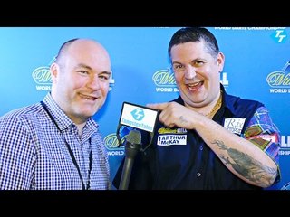 Gary Anderson wins a classic against Jelle Klaasen