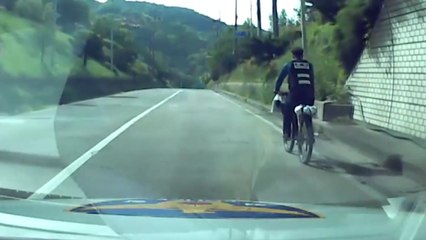 [좋은뉴스] 경찰관이 자전거를 탄 이유는? / YTN