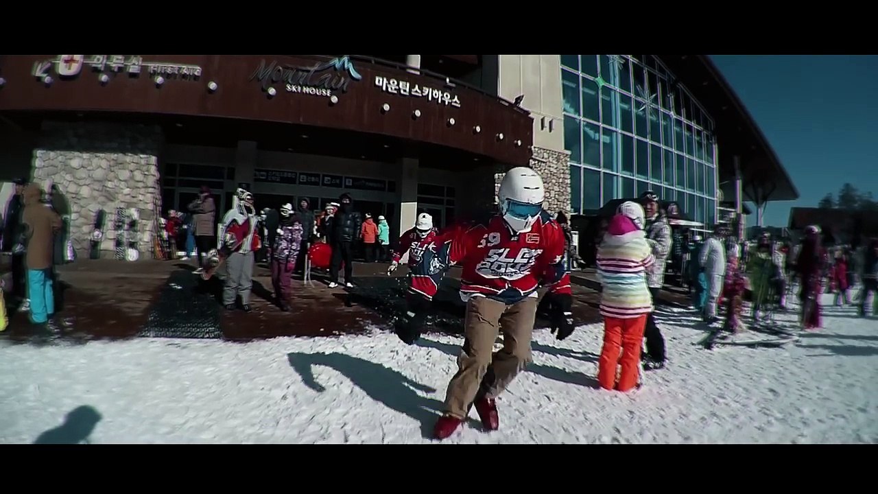Sled Dogs Snowskates White Asphalt Inline skating on Snow video