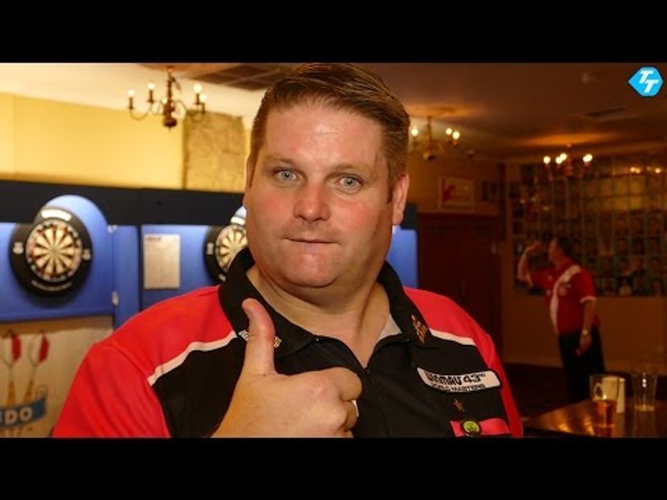 Scott Mitchell survives a tough match
