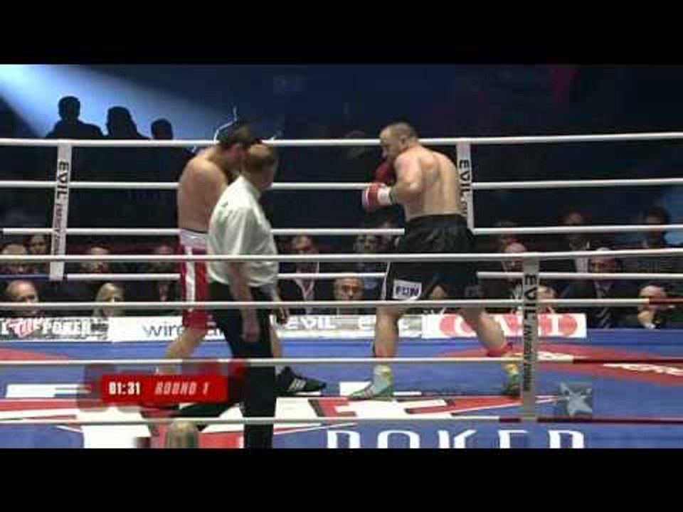 Boxing - Sinan Samil Sam vs Ratko Draskovic