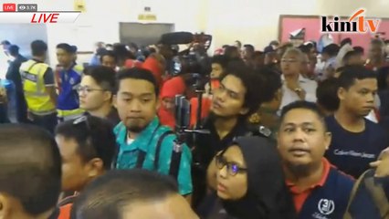 LIVE: Najib didakwa di mahkamah KL