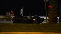 İzmir Virajı Alamayan Motosiklet Devrildi: 2 Ölü