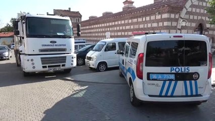 Temizlik İşçisi Bulduğu Parayı Polise Teslim Etti