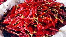 Vastu Tips: Red Chilli for Good Luck | लाल मिर्च का ये टोटका बदल देगा आपकी किस्मत | Boldsky