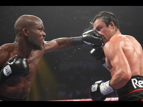 Juan Manuel Marquez LOSSES SPLIT DECISION vs Timothy Bradley