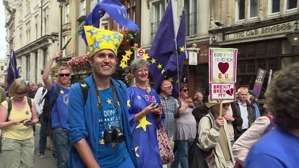 Transição pós-Brexit deve acabar em 2020