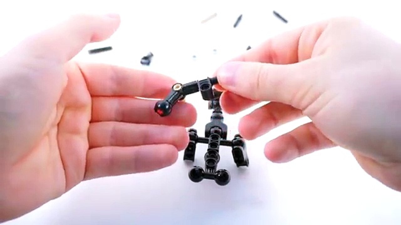 Eljays Recent Review: BIONICLE Makuta Instructions