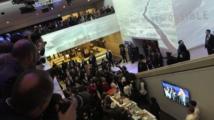 Trump vaiado em Davos