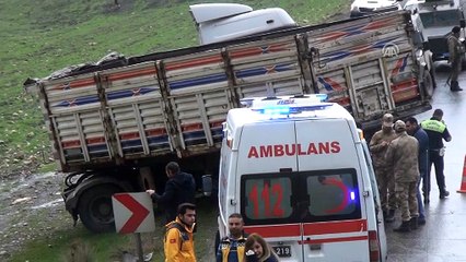 Cizre'de trafik kazası: 2 ölü, 4 yaralı - ŞIRNAK