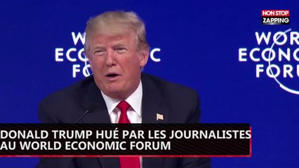 Donald Trump hué par les journalistes au World Economic Forum (vidéo)