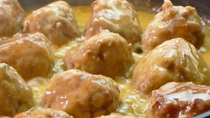 Albondigas en salsa española. Receta de ABUELA