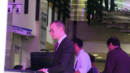 Passaporte de Lula é entregue à Polícia Federal