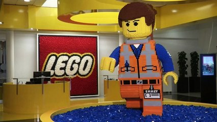 Happy 60th Birthday to the Lego brick!