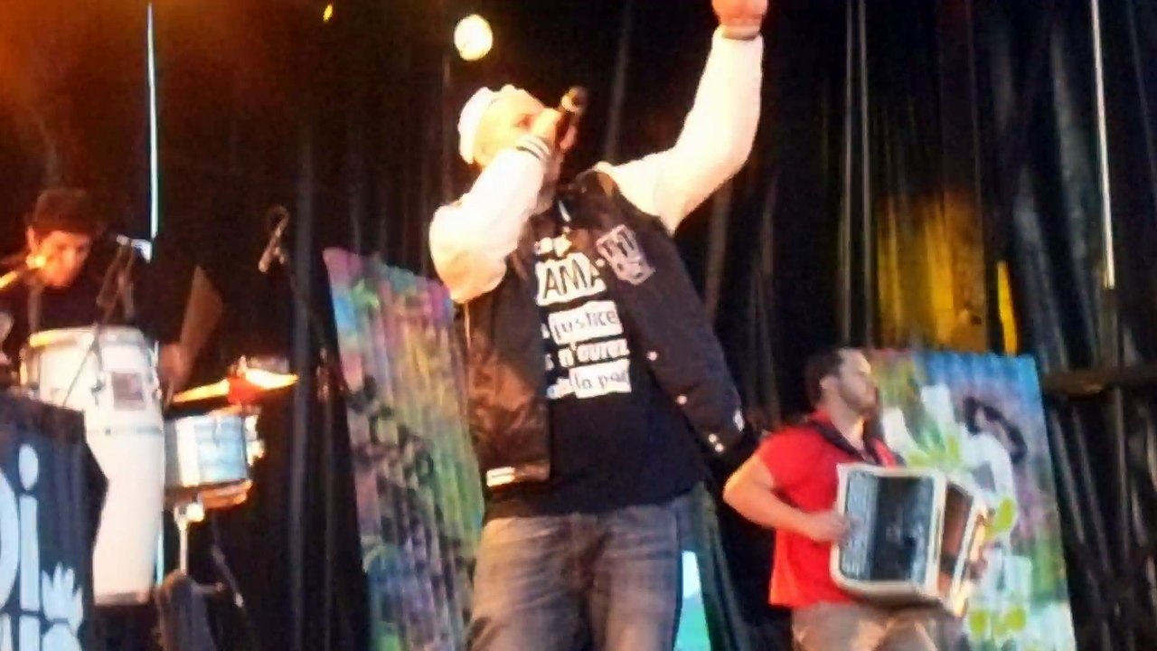 Sidi Wacho -bandera de Libertad - Fête de l'Huma 2017