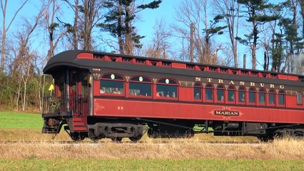 Strasburg Rail Road: Two Trains on the Santa Express