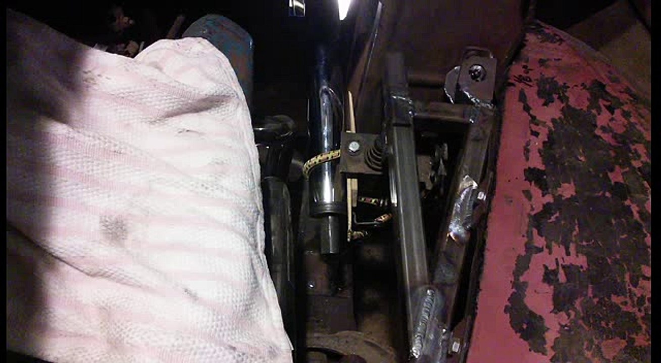 Video 12, Hot Rod 1946 Dodge pickup, hood latches and steering