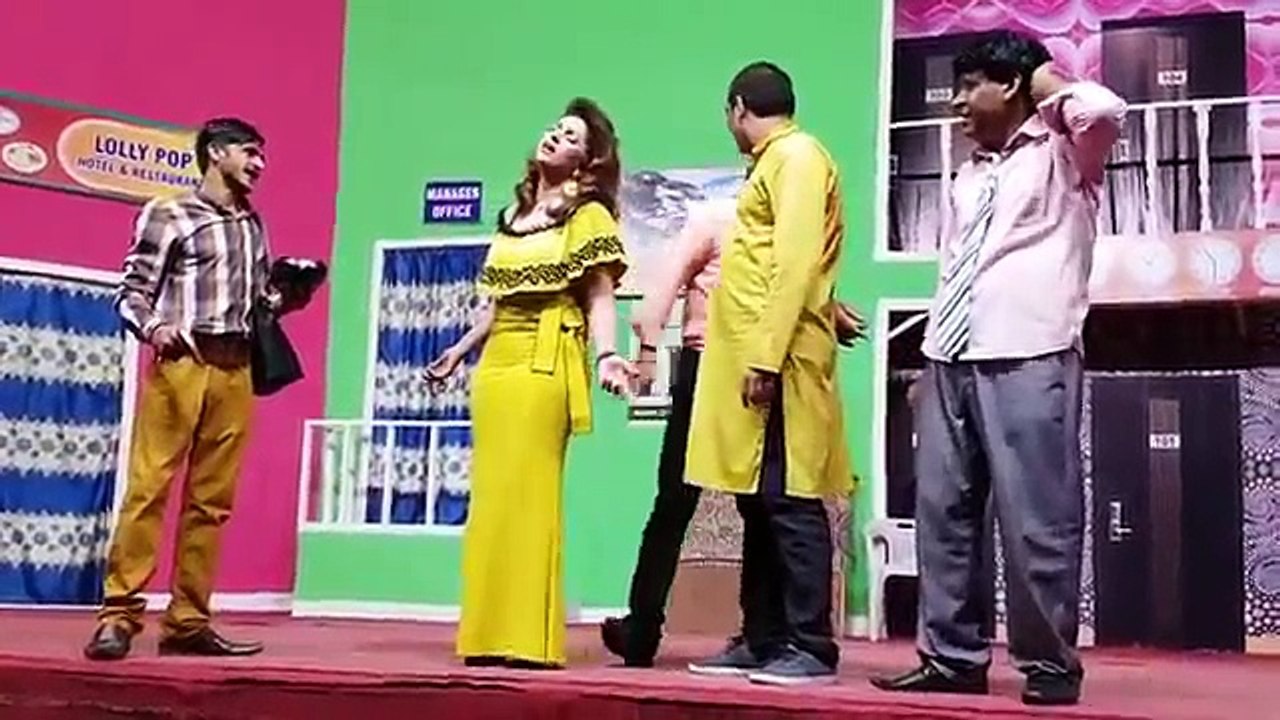 Mahnoor unseen Clip 2 NEW STAGE Drama 2017