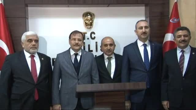 Adalet Bakanı Abdülhamit Gül: Bu Harekat Terör Gruplarına Pkk/pyd, Deaş'a Yapılan Bir Operasyondur...