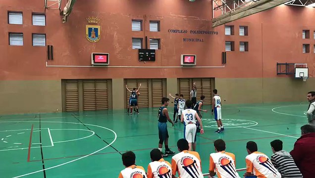 CANASTA DE LUCAS VALDÉS