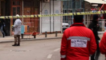 Kilis'e Düşen Roket Parçaları Böyle Kaldırıldı